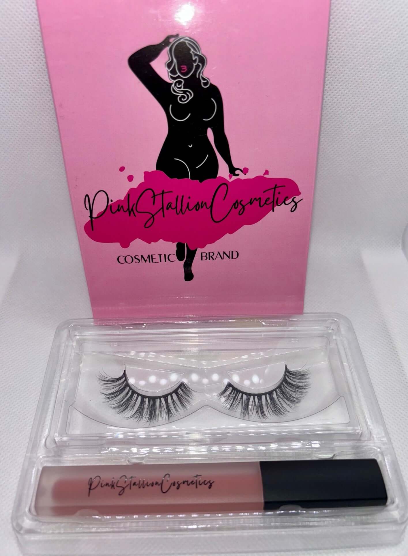 Eyelash and Lipstick Kit